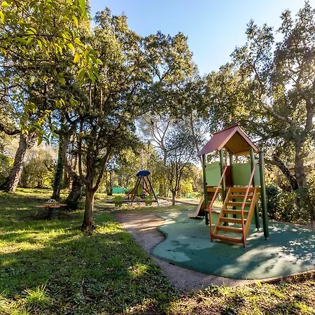 Village Vacances Les Genevriers *