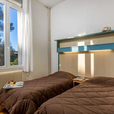 Holiday home Village Vacances Les Genevriers *