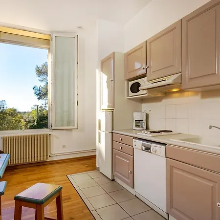 Holiday home Village Vacances Les Genevriers Saint-Raphael (Var)
