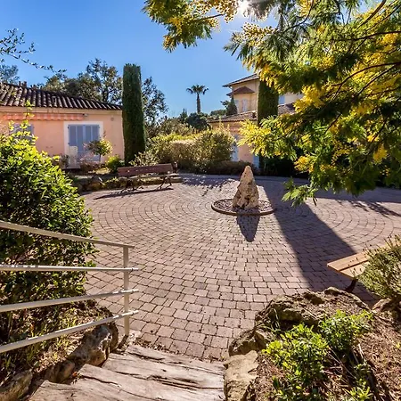 Σπίτι διακοπών Village Vacances Les Genevriers